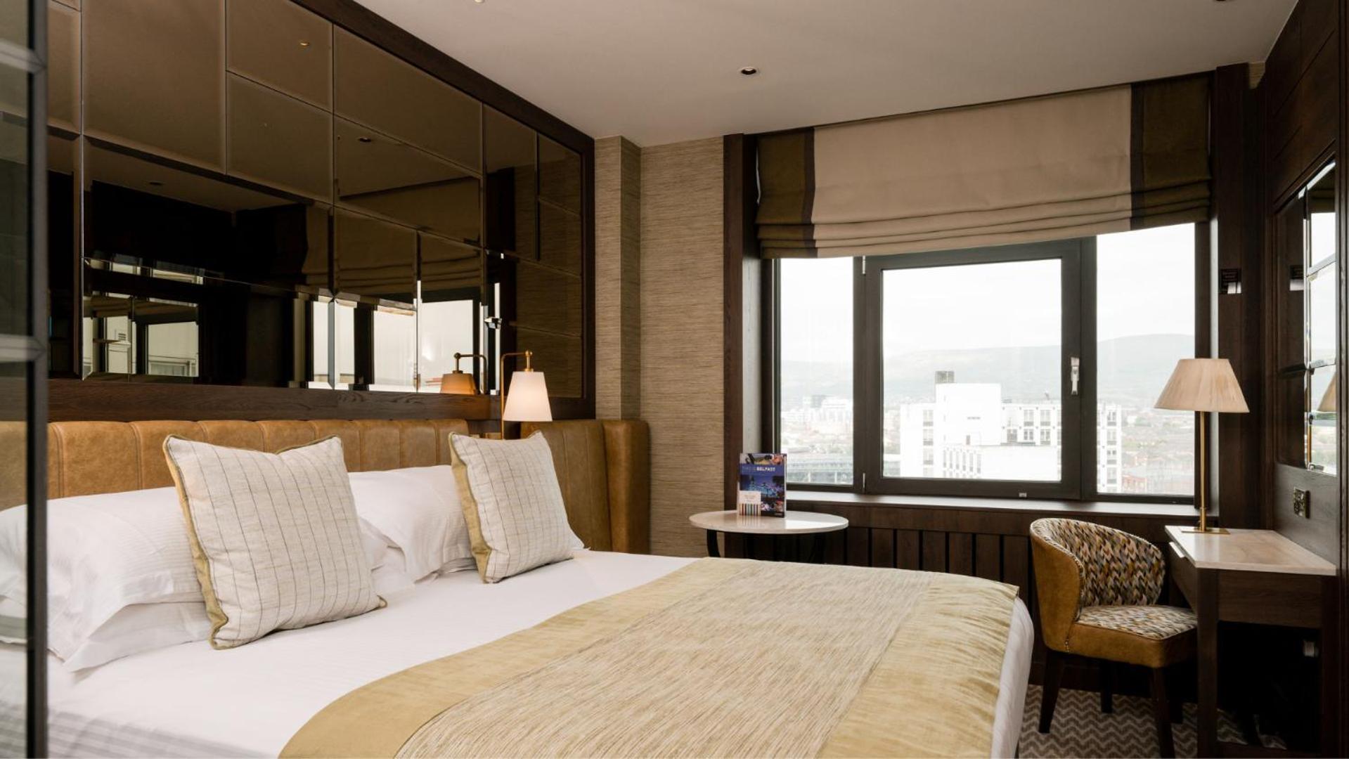 Europa 4* Белфаст